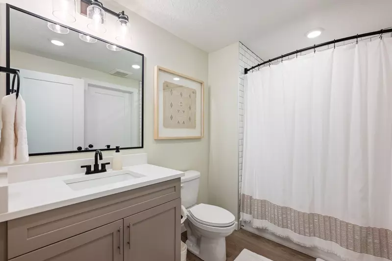 Main Bathroom