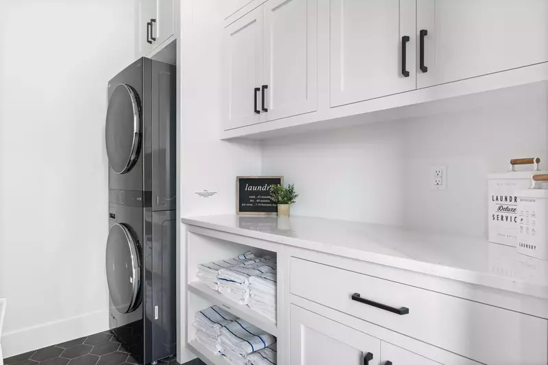 2 Sets of Washers / Dryers