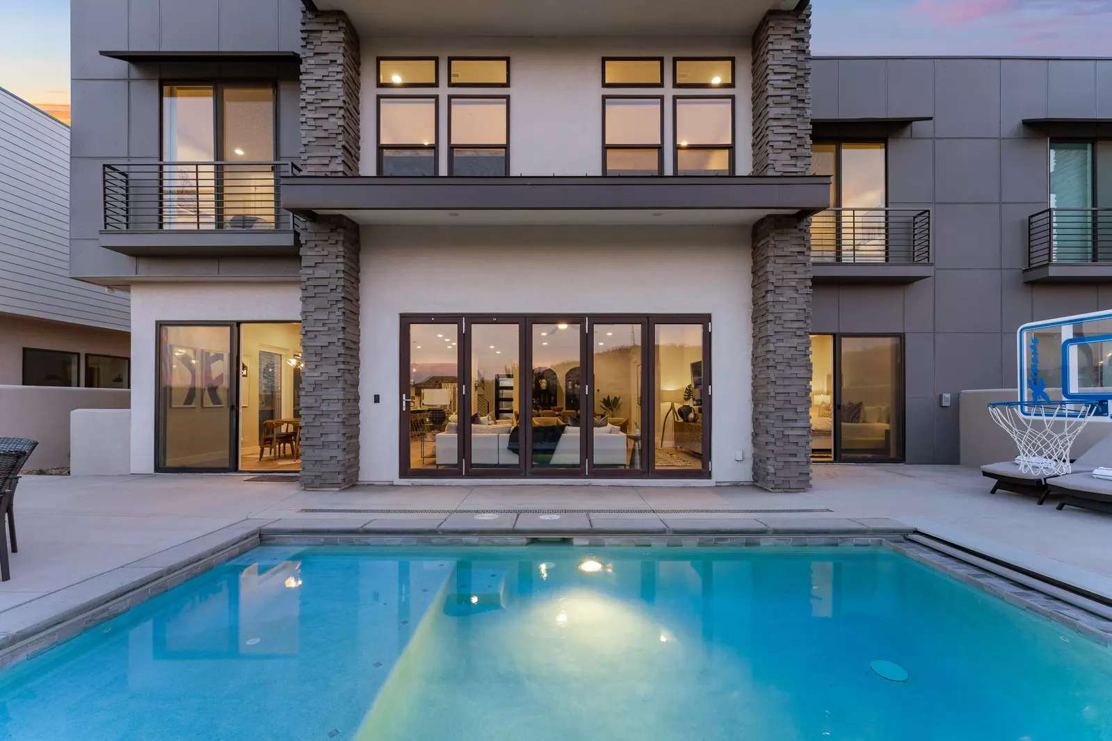 Private Pool