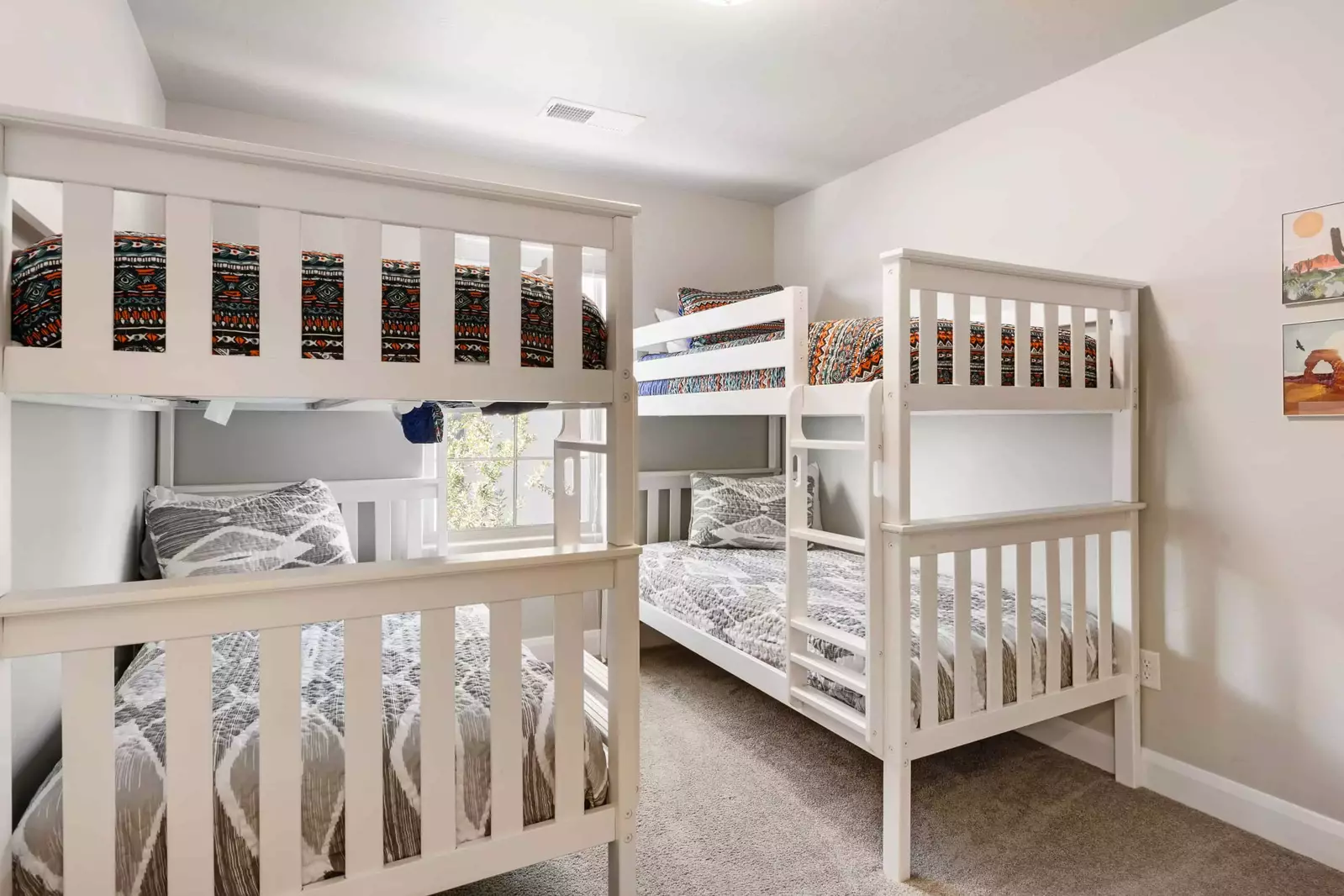 Twin/Twin Bunk Room