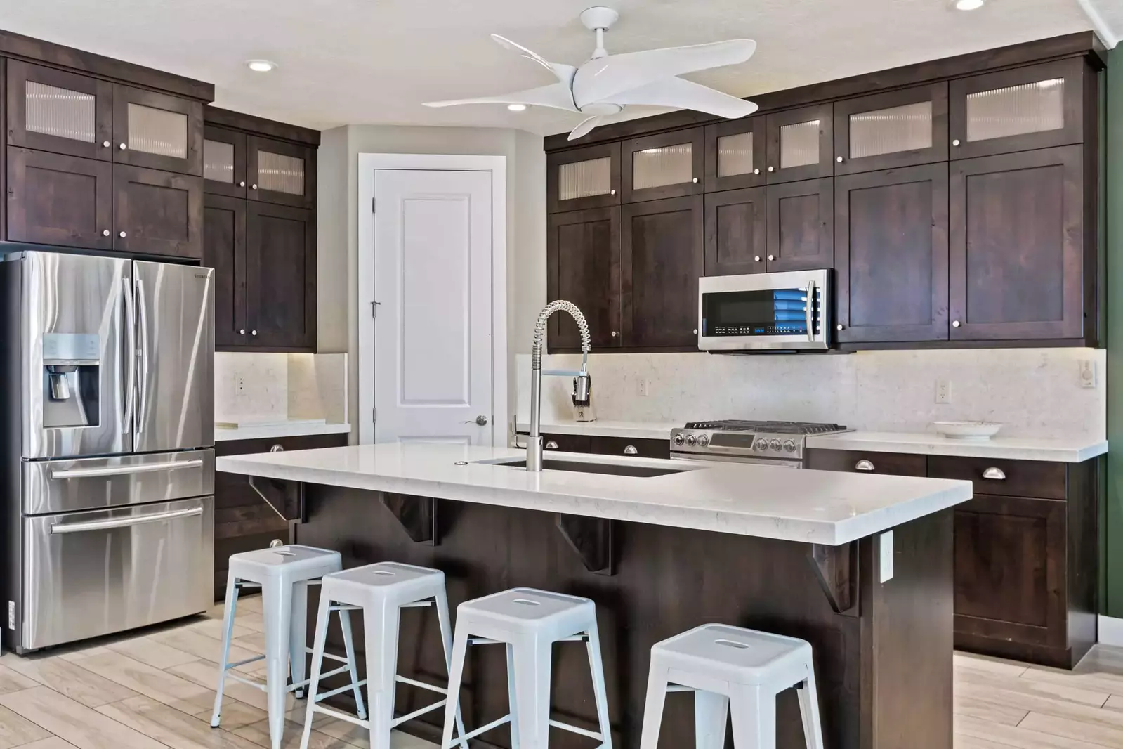 Kitchen #75