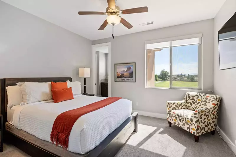 Queen Bedroom #76