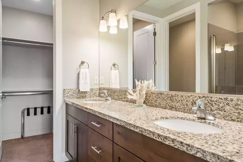 Bathroom #76