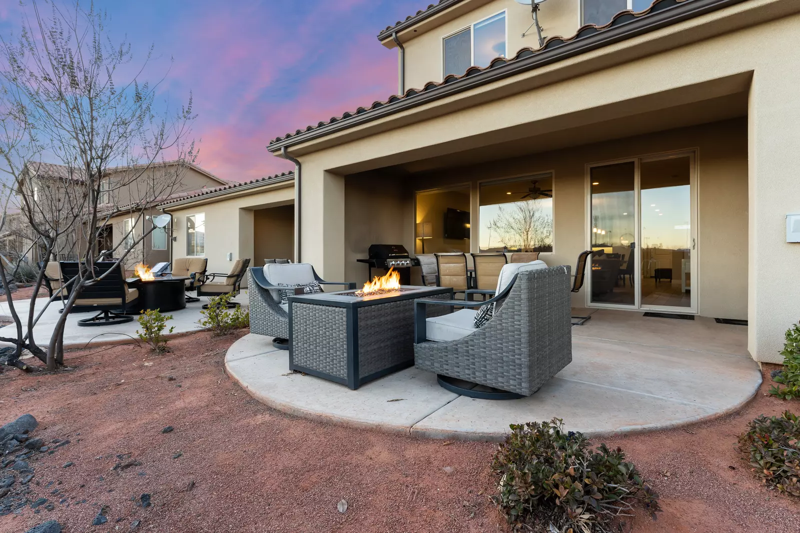 Back Patio and Firetable - Connected Back Yards