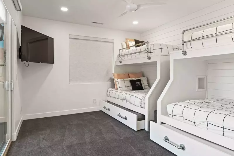 Bunks #75