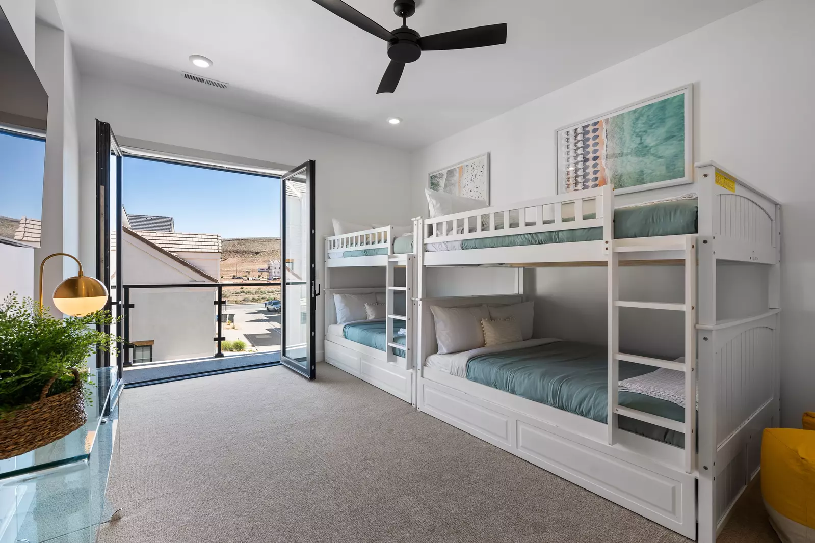 2 Built-In Double/Double Bunks with 2 Twin Trundles