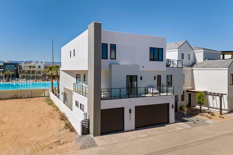 3 Car Garage
