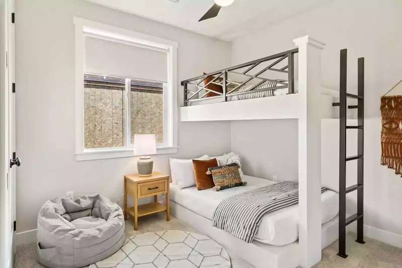 1T/F Bunk Room #2