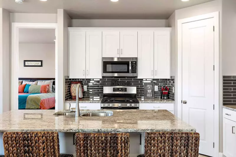 House 2 Kitchen