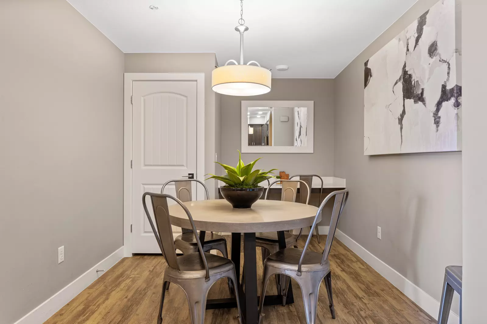 Dining Room - Unit 2