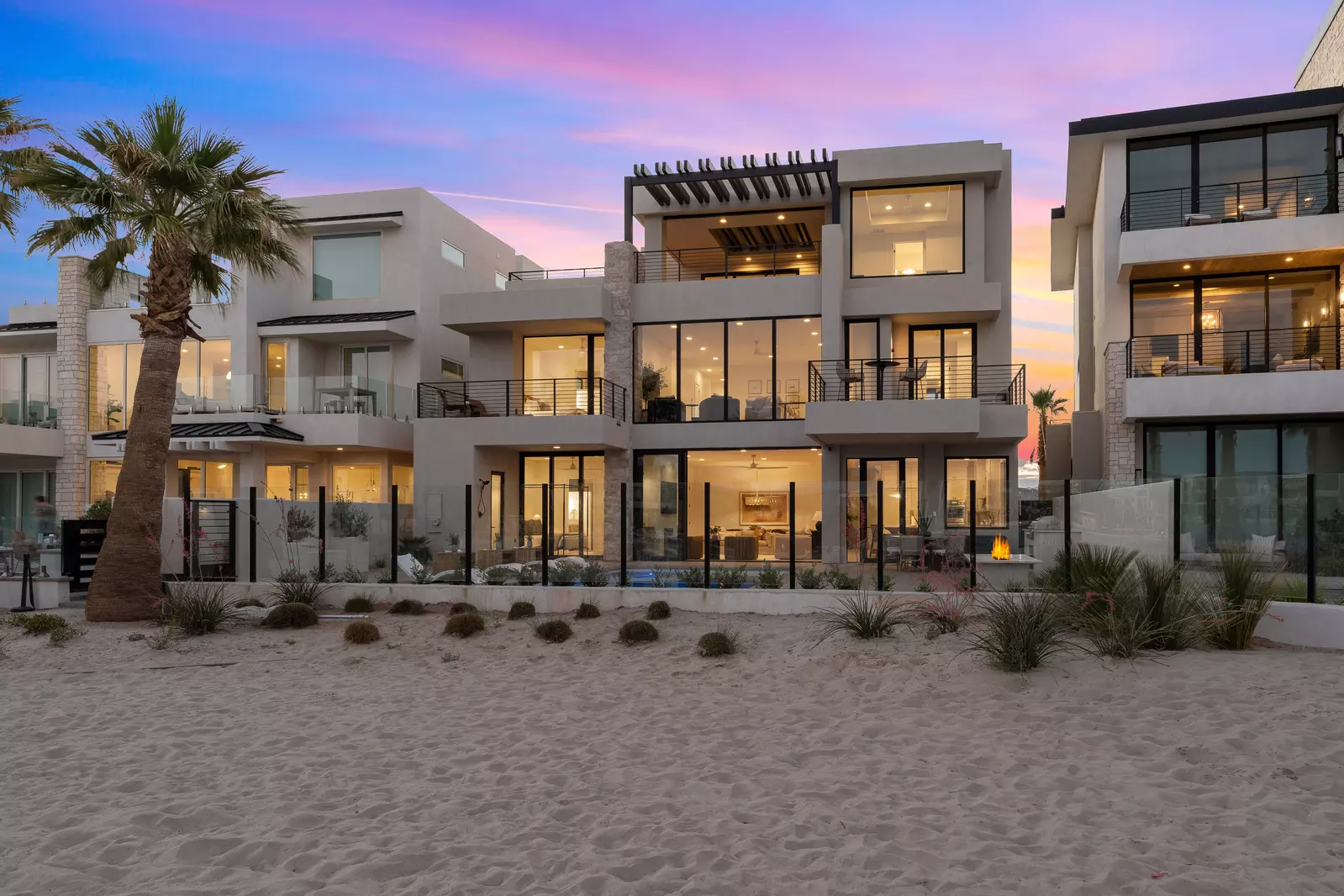 Beachside Exterior