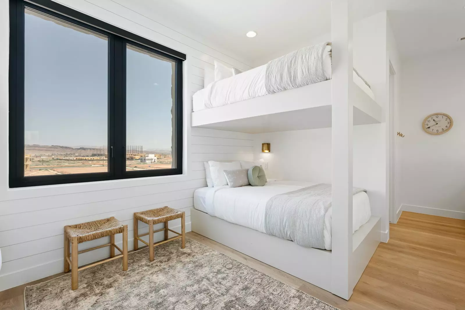 Bunk Room with T/T and 2 D/D Bunks