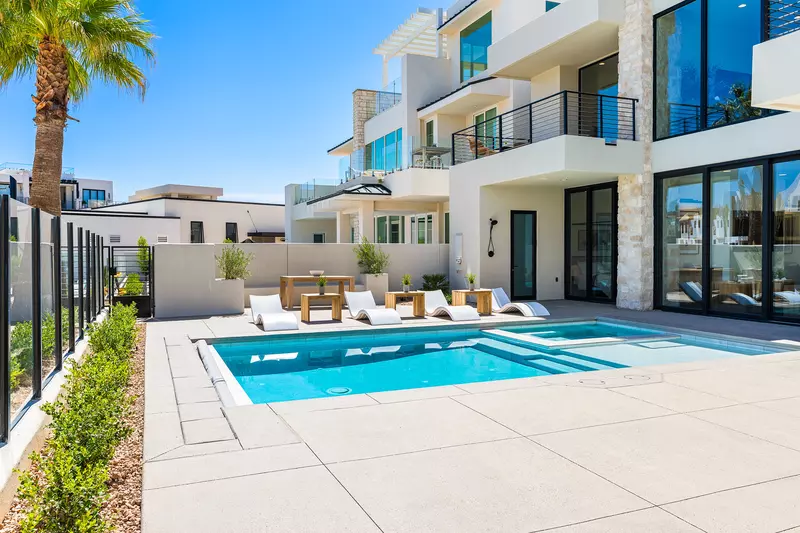 Private Pool and Hot Tub
