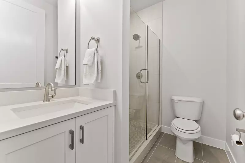 Level 1 Master Bathroom