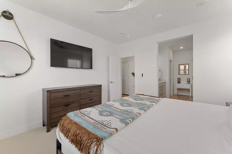 King Bedroom