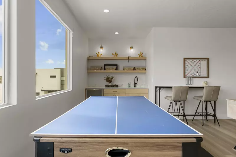 Air Hockey, Table Tennis / Converts to a Game Table