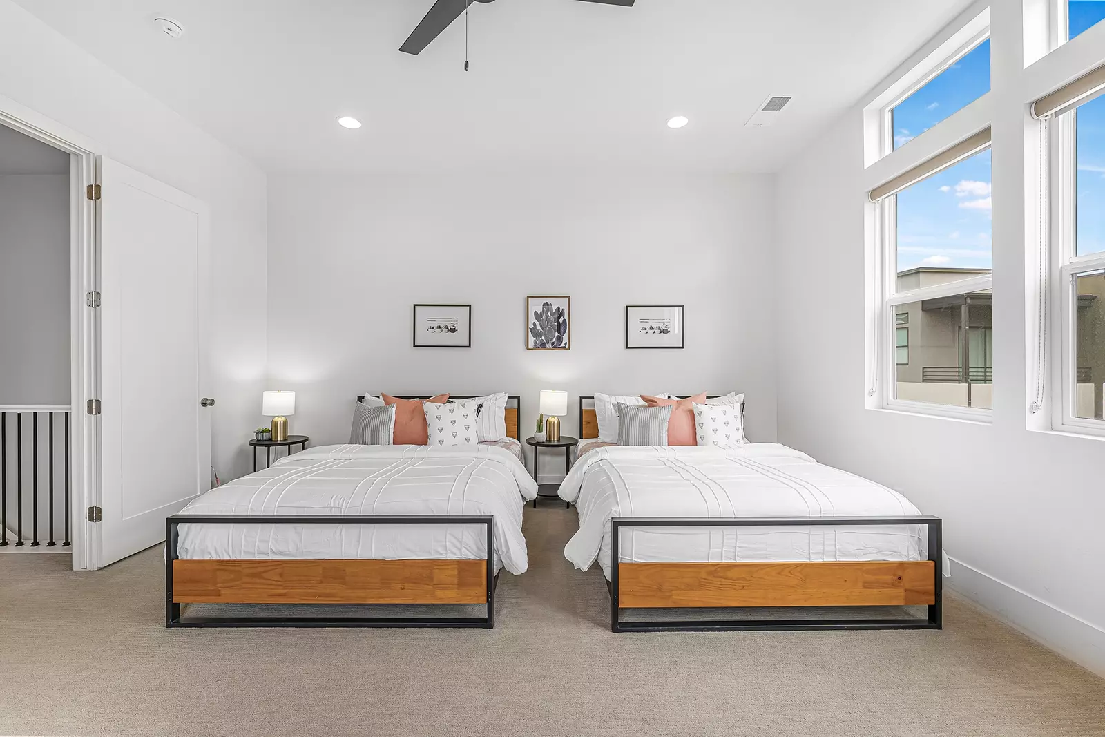 2 Queen Bedroom