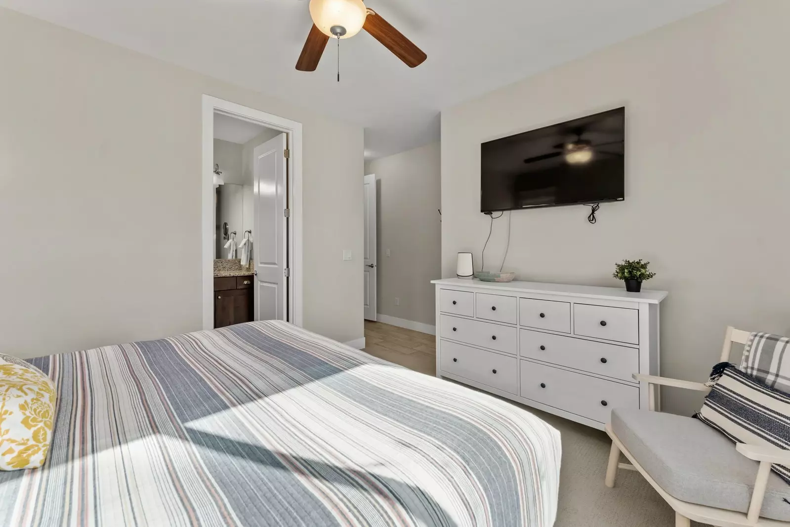 King Bedroom