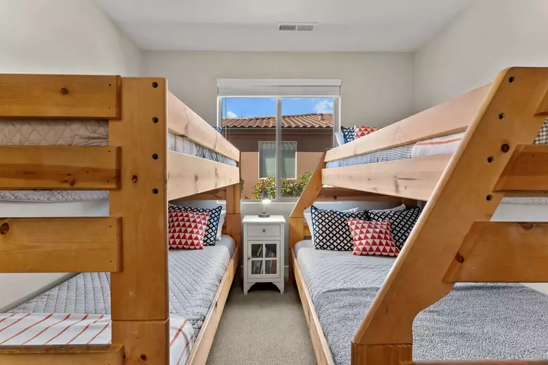 Twin / Twin Bunk, Twin / Double Bunks