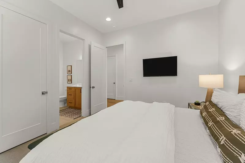 King Bedroom