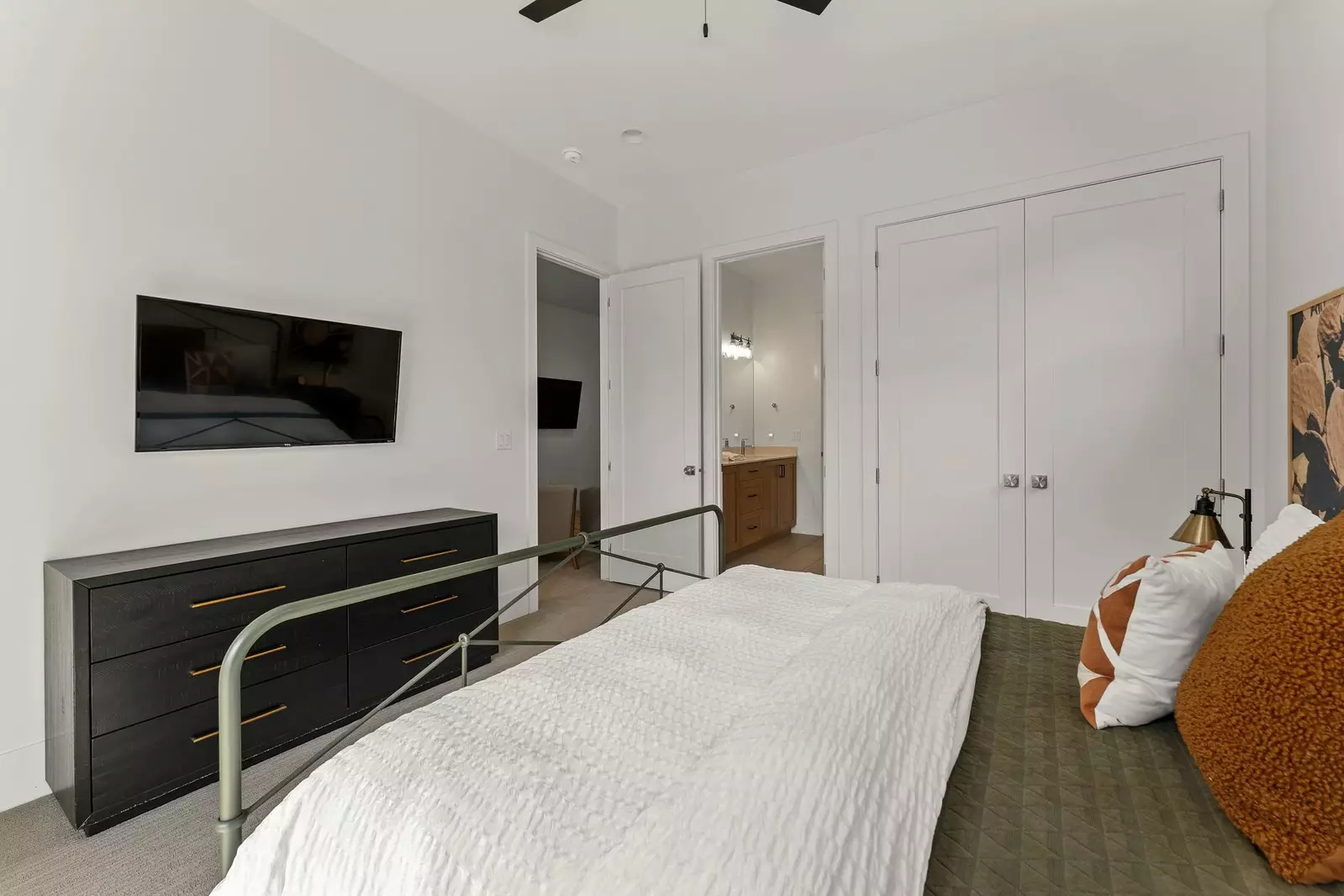 King Bedroom