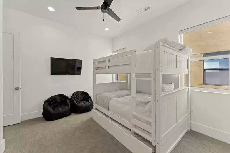 Double/Double Bunk w/ Twin Trundle