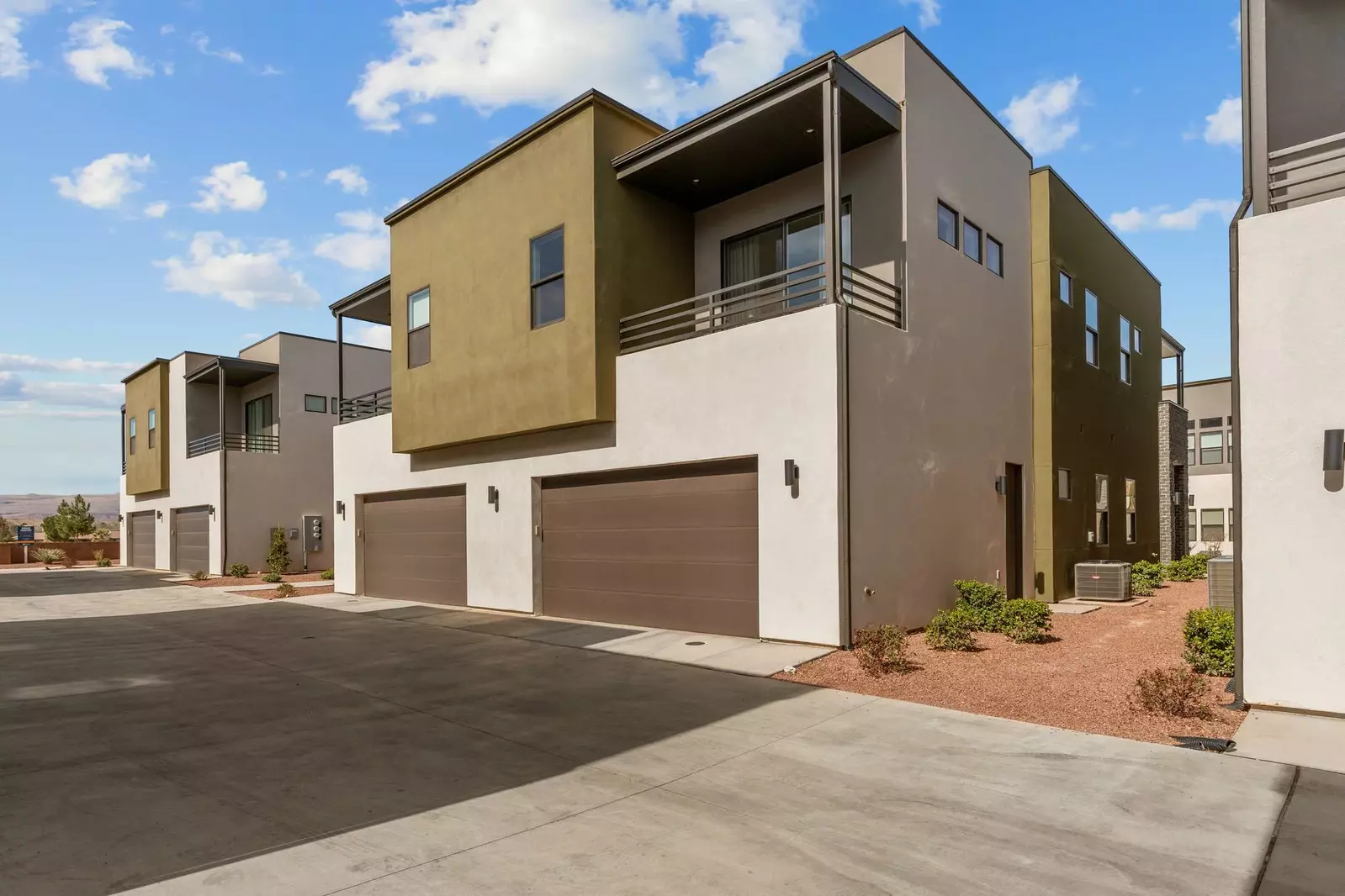 2 Car Garage