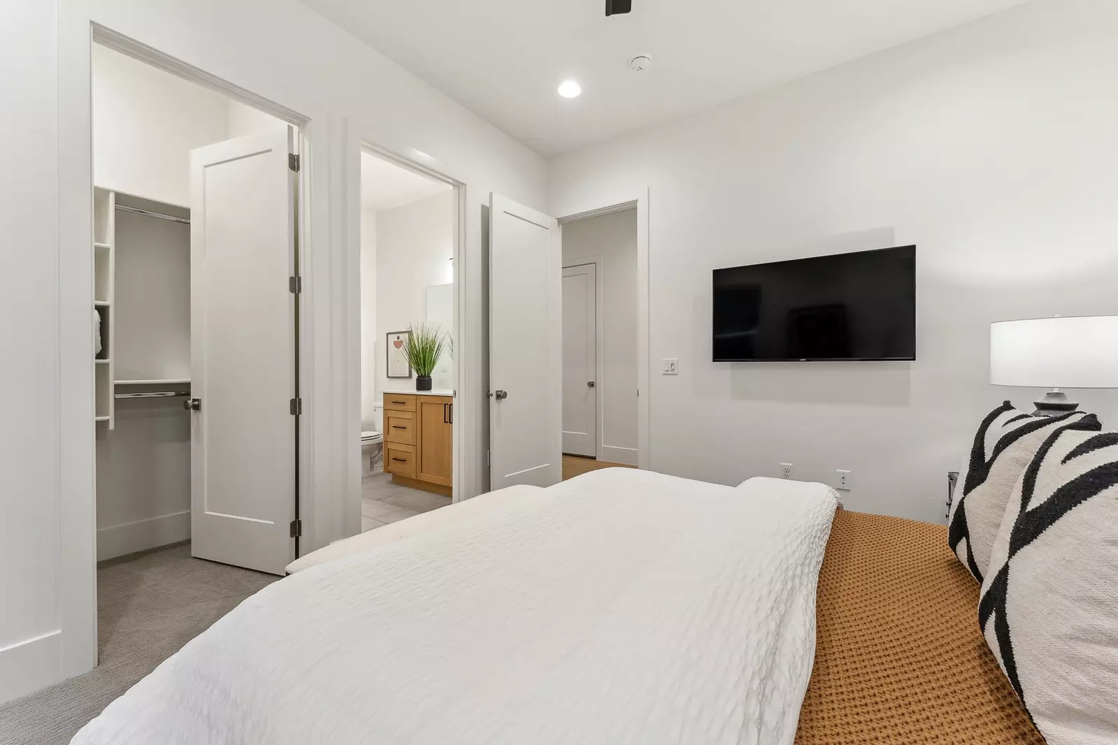 King Bedroom