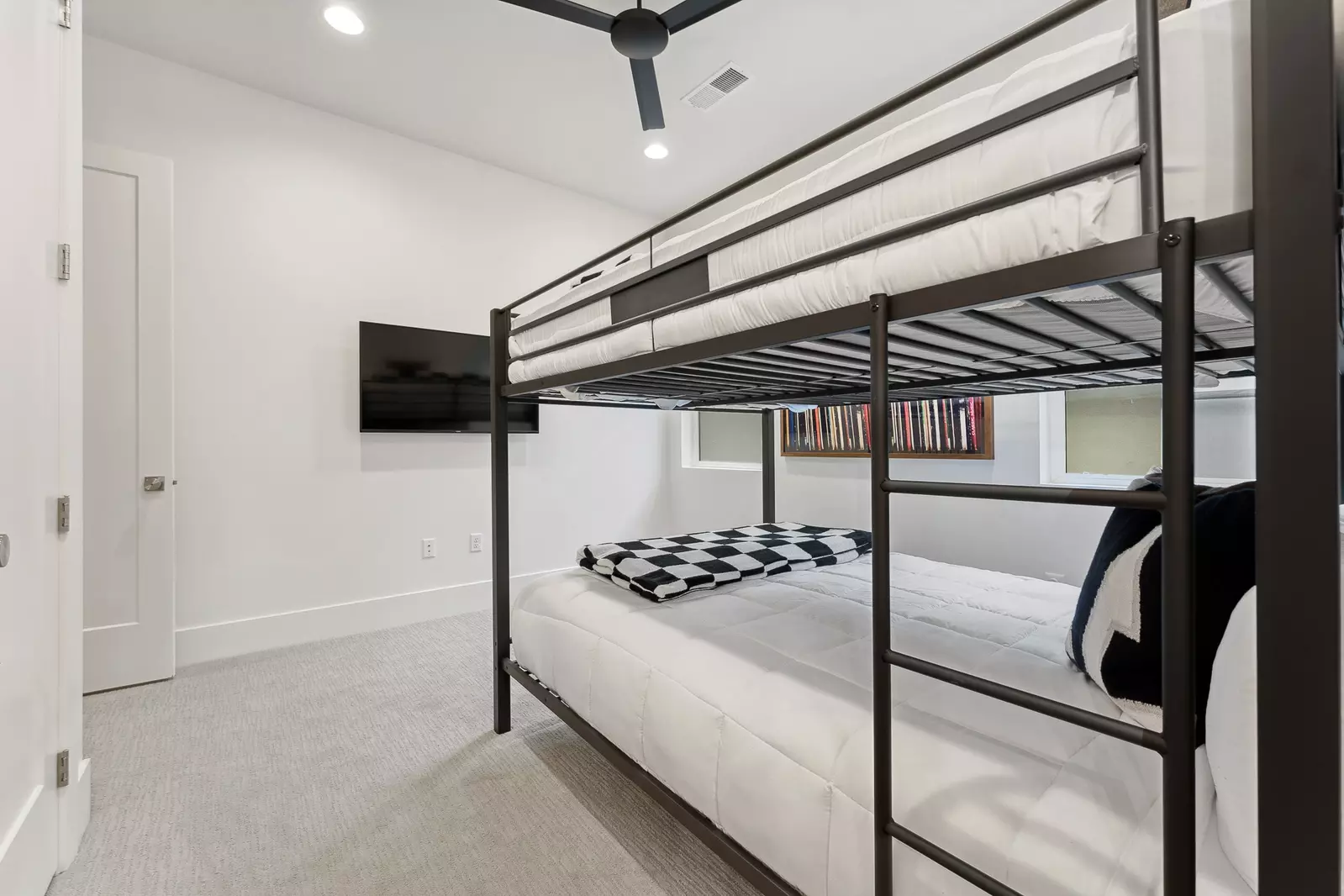 Queen/Queen Bunk Bed