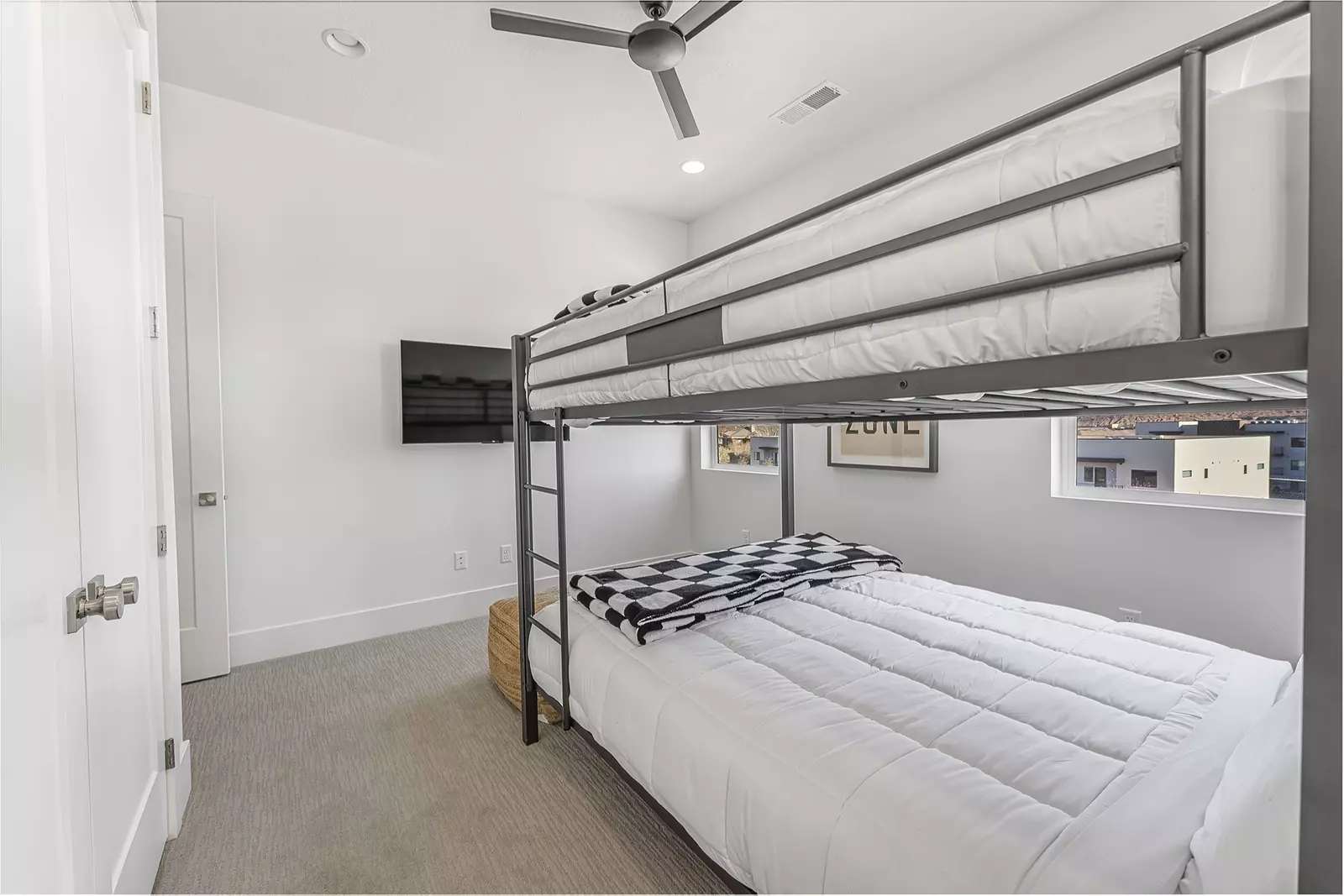Full/Full Bunk Room