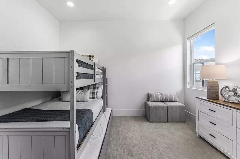 Full/Full Bunk and Twin Trundle