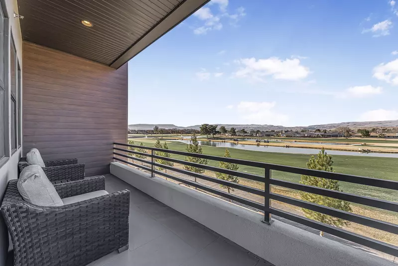 Balcony with Golf Course View