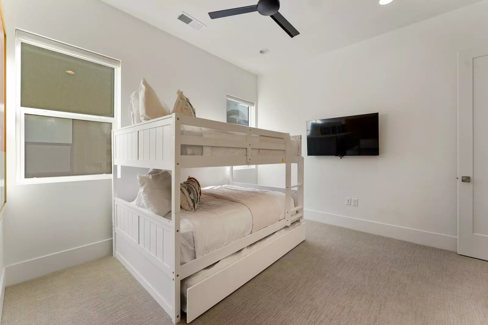 Full/Full Bunk with Twin Trundle