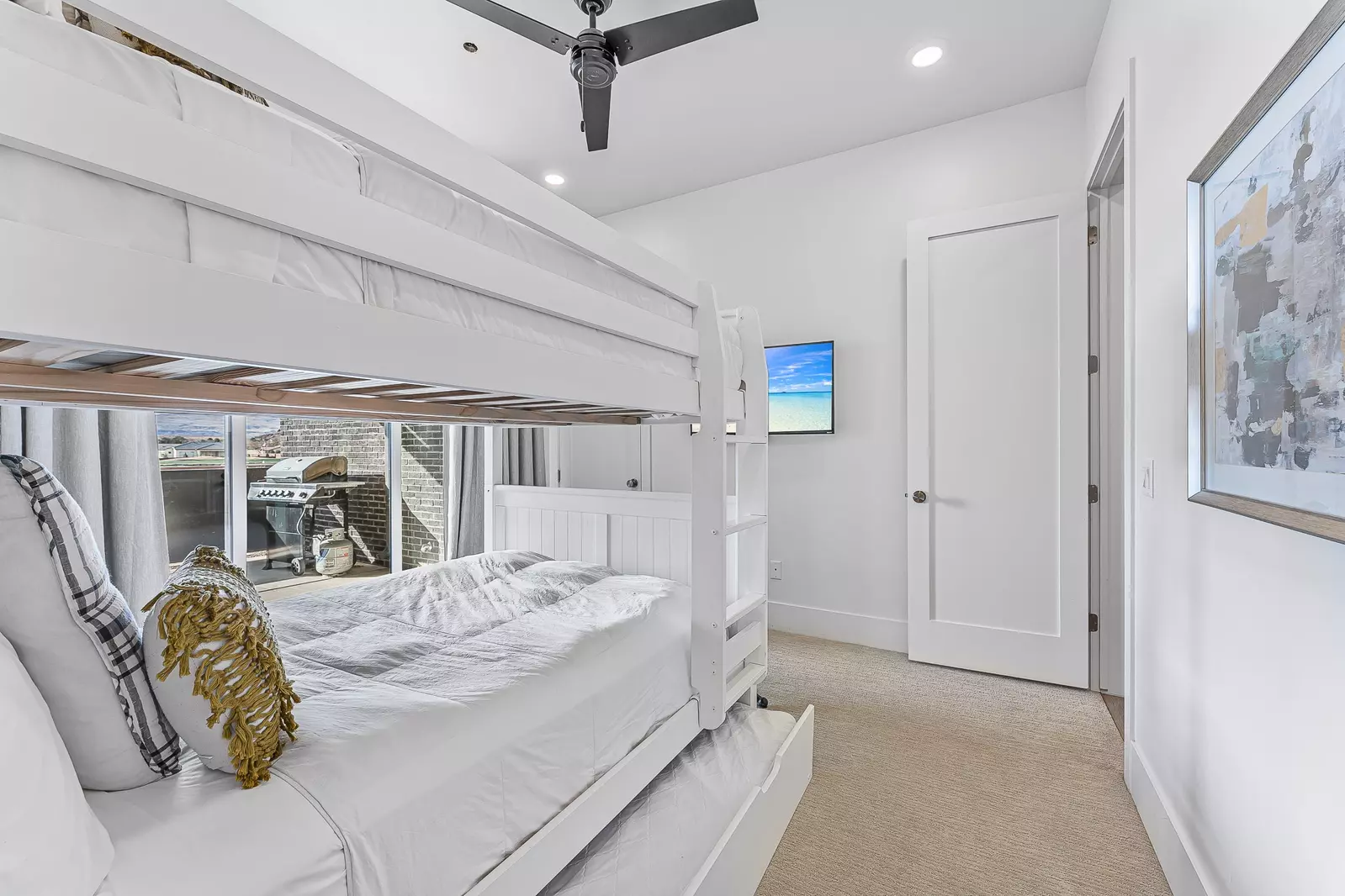1 Full/Full, 1 Twin Trundle Bedroom