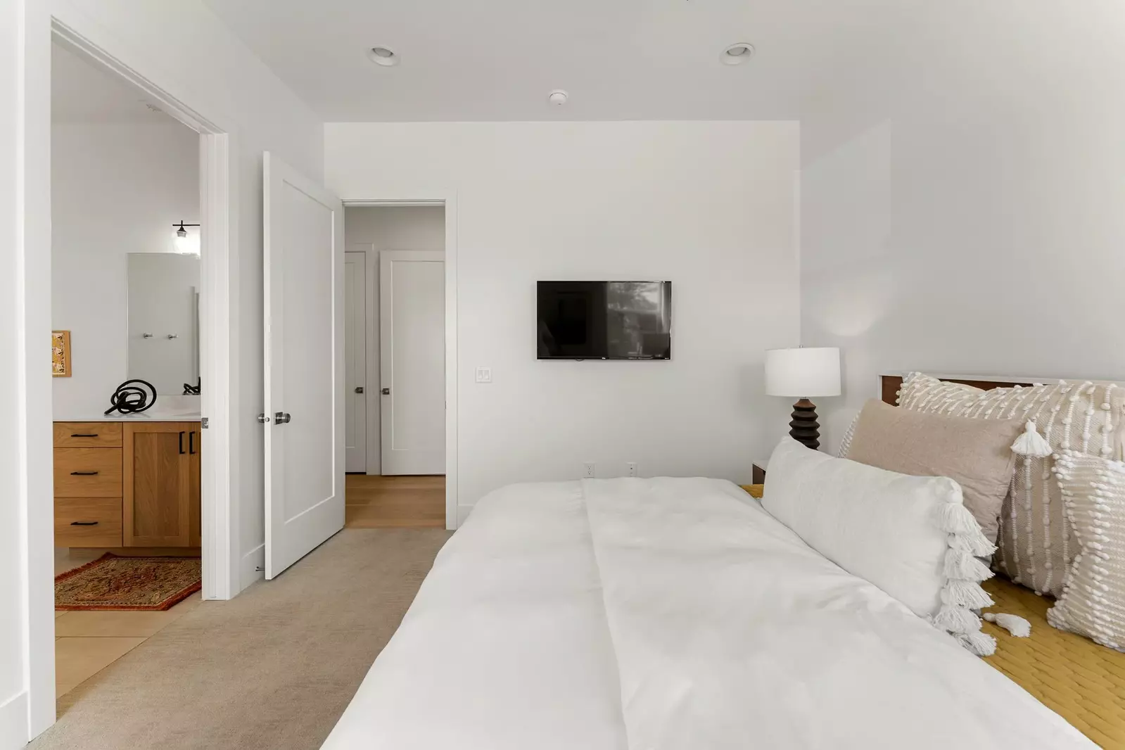 King Bedroom