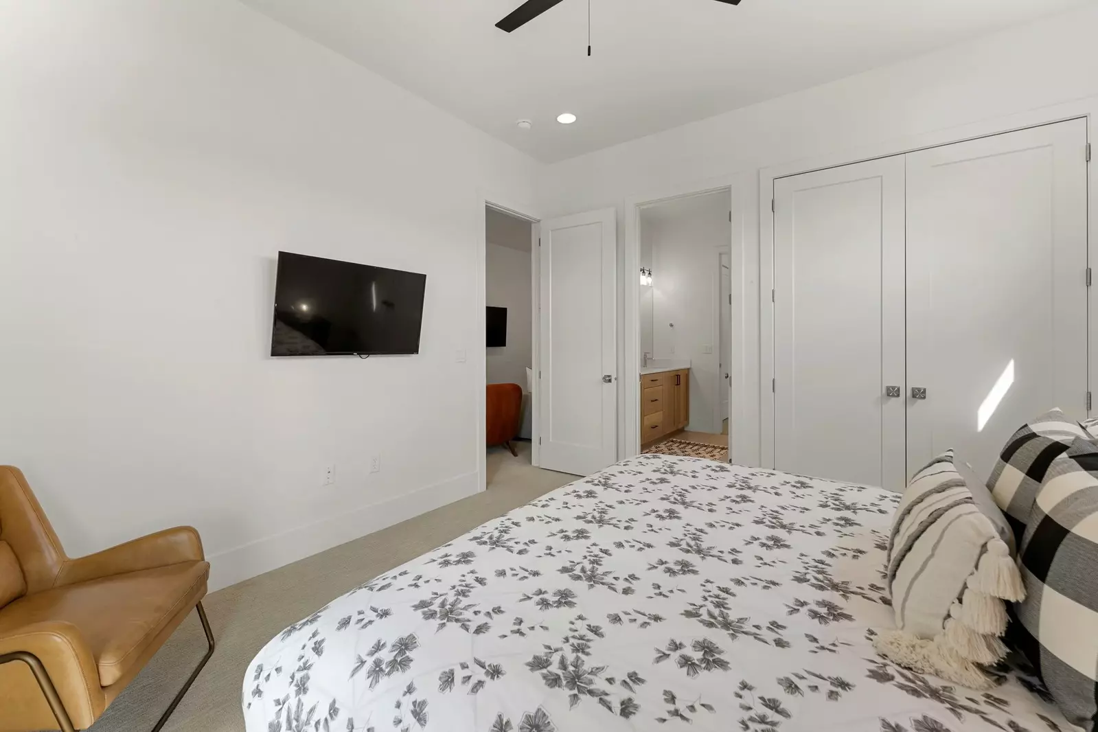 King Bedroom