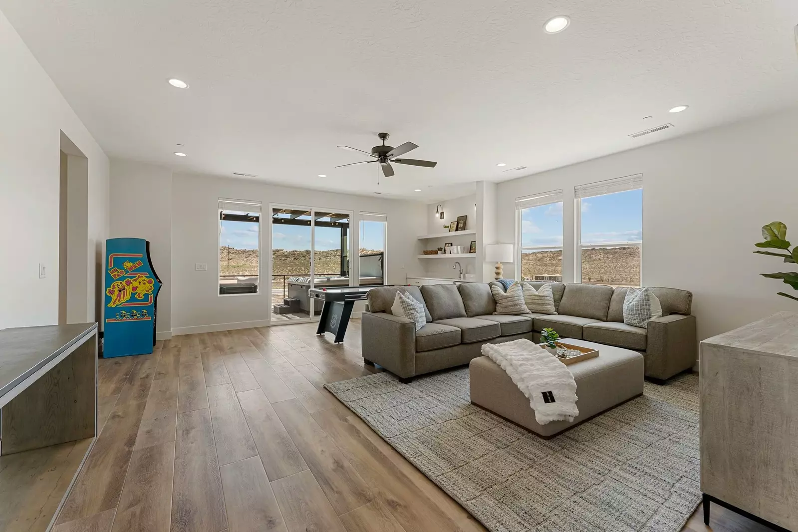 2nd Floor Loft