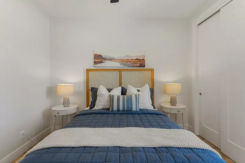 Queen Bedroom