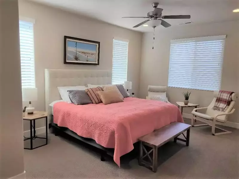 Unit 2 King Bedroom