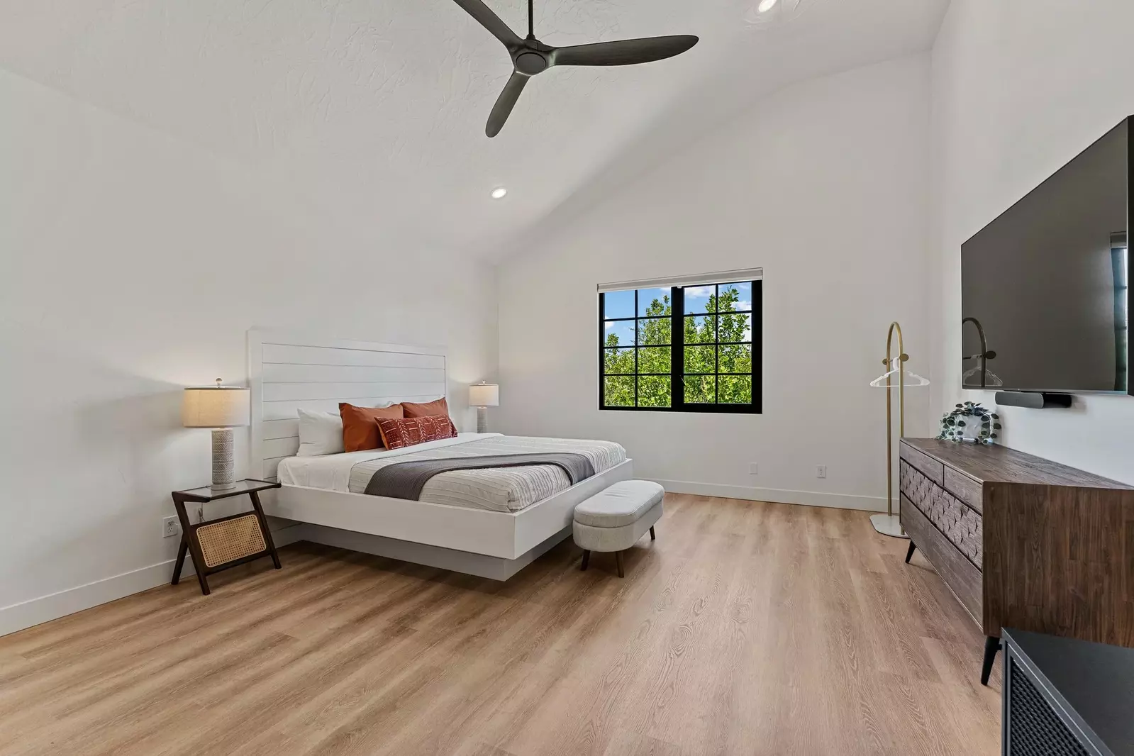 King Bedroom