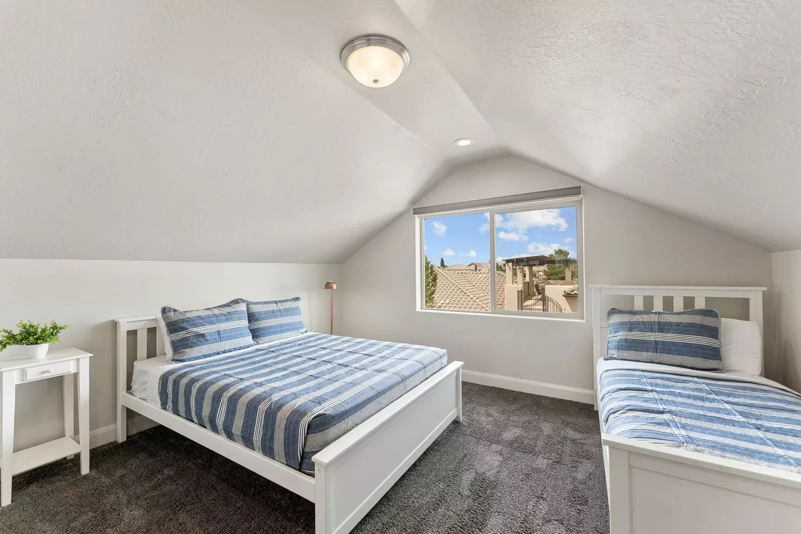 Queen + Twin Bedroom