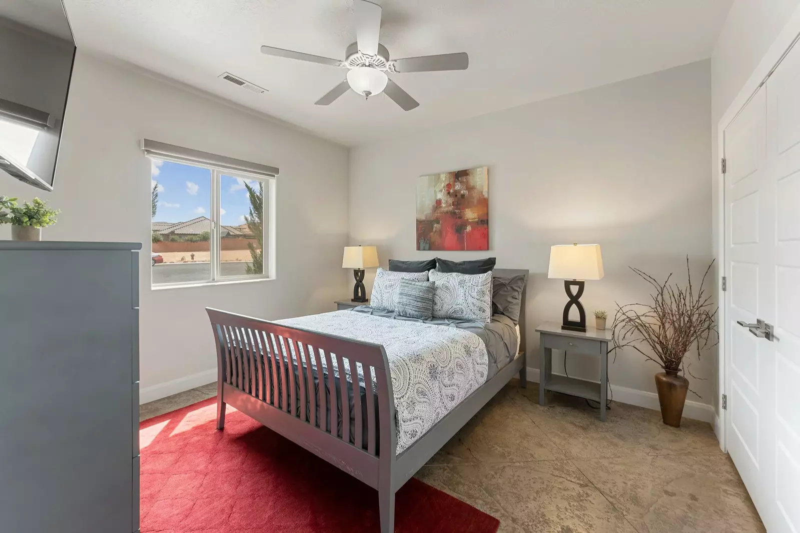 Queen Bed