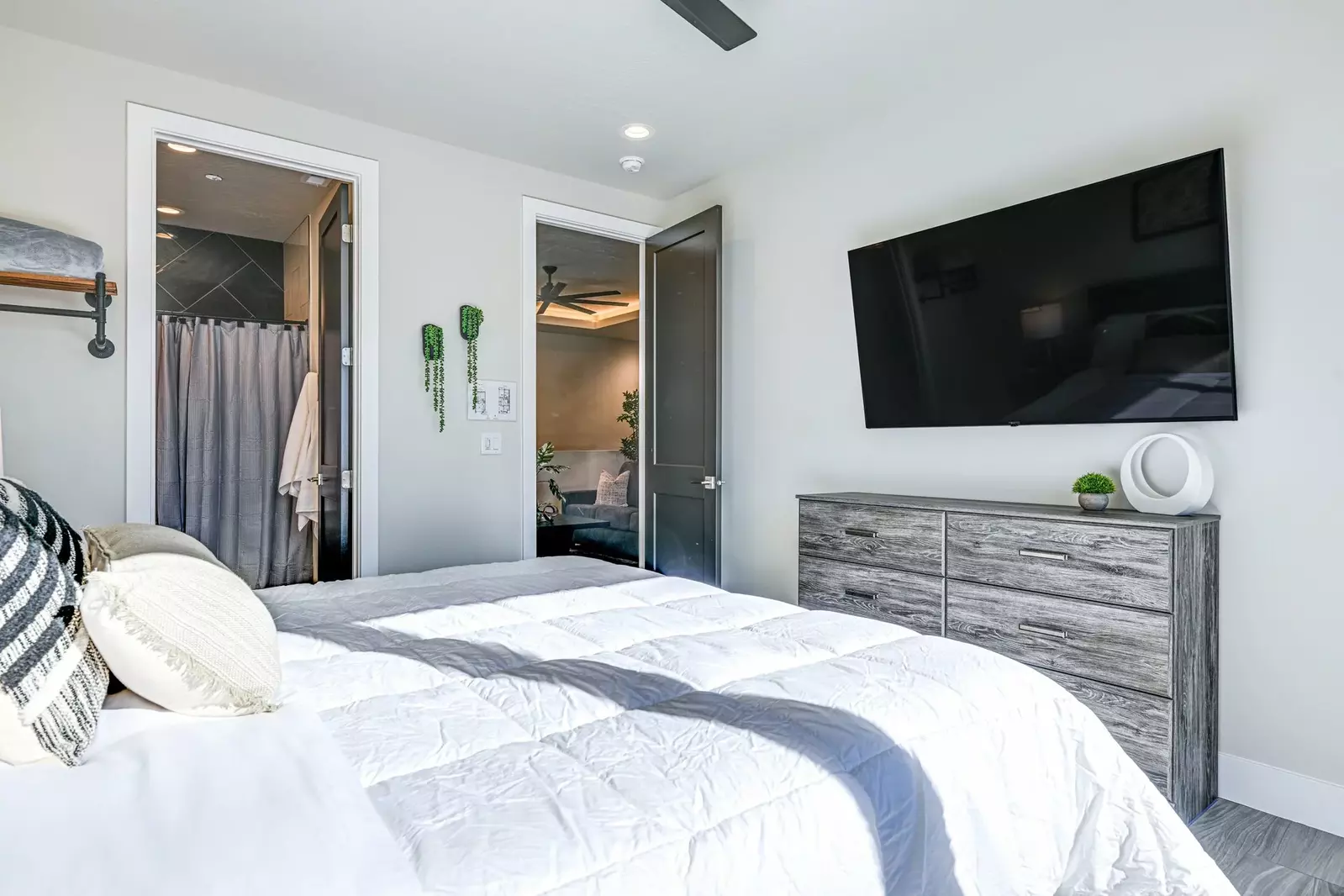 King Bedroom
