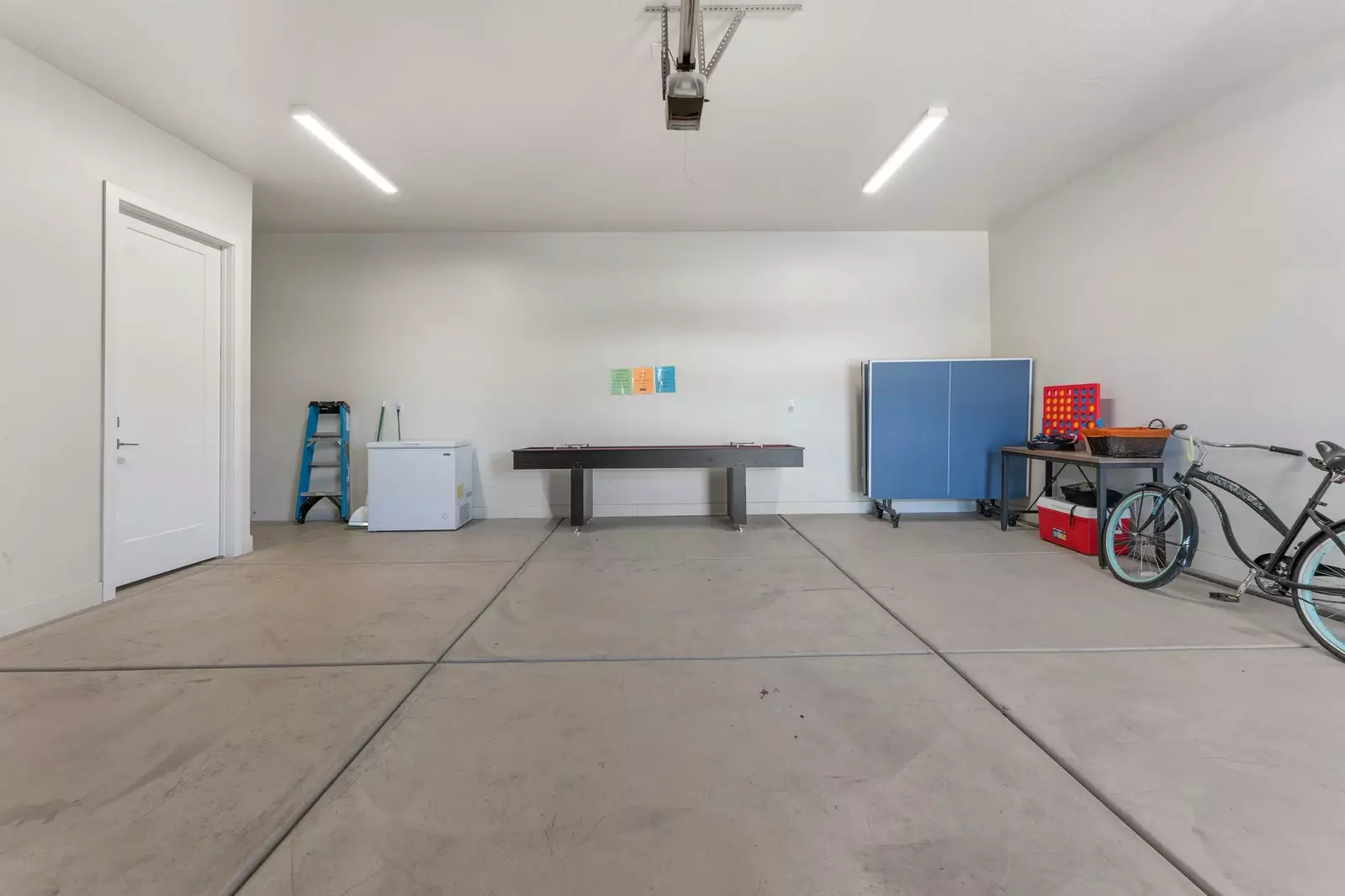 Double Car Garage / Ping Pong Table + Bikes