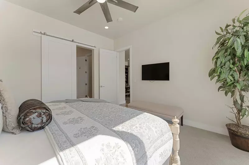 King Bedroom