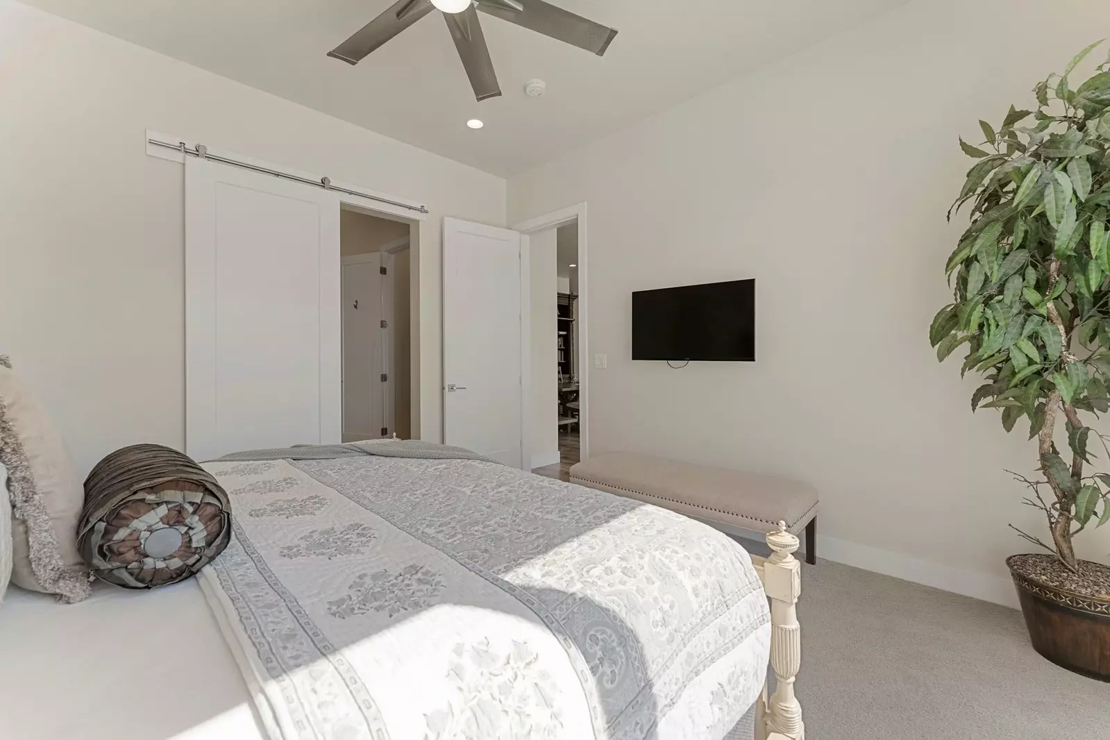 King Bedroom