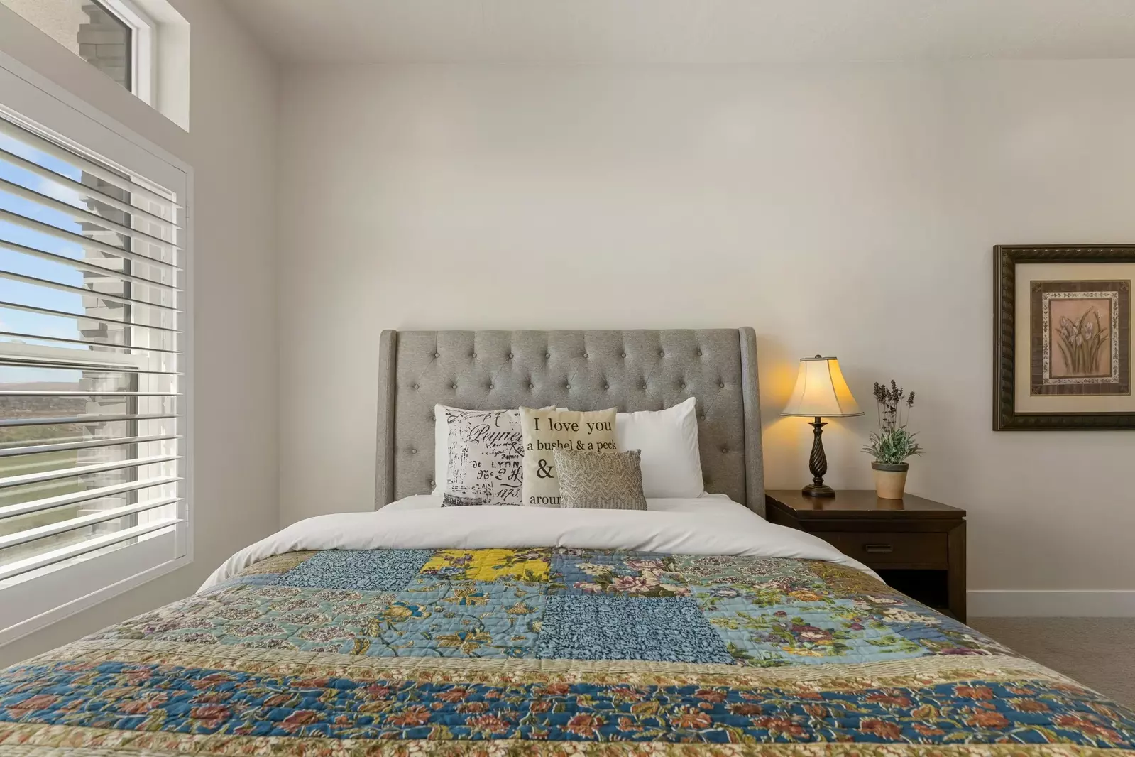 Queen Bedroom