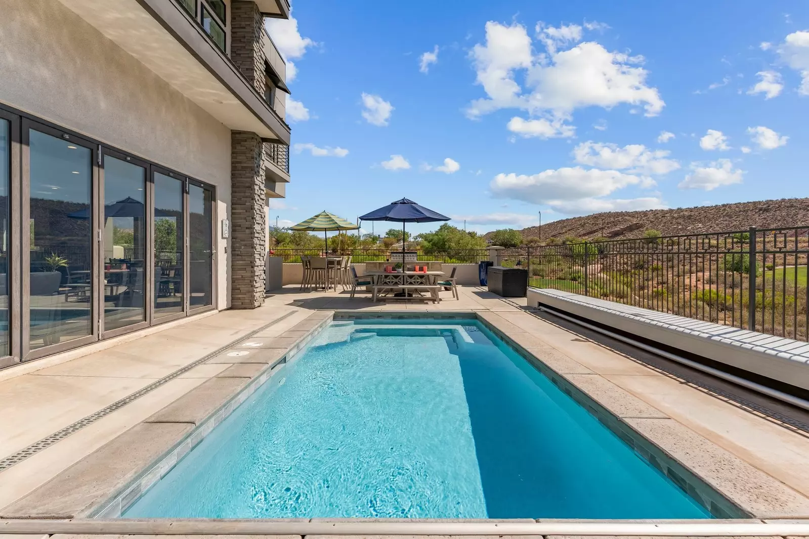 Private Pool/Golf Course Views