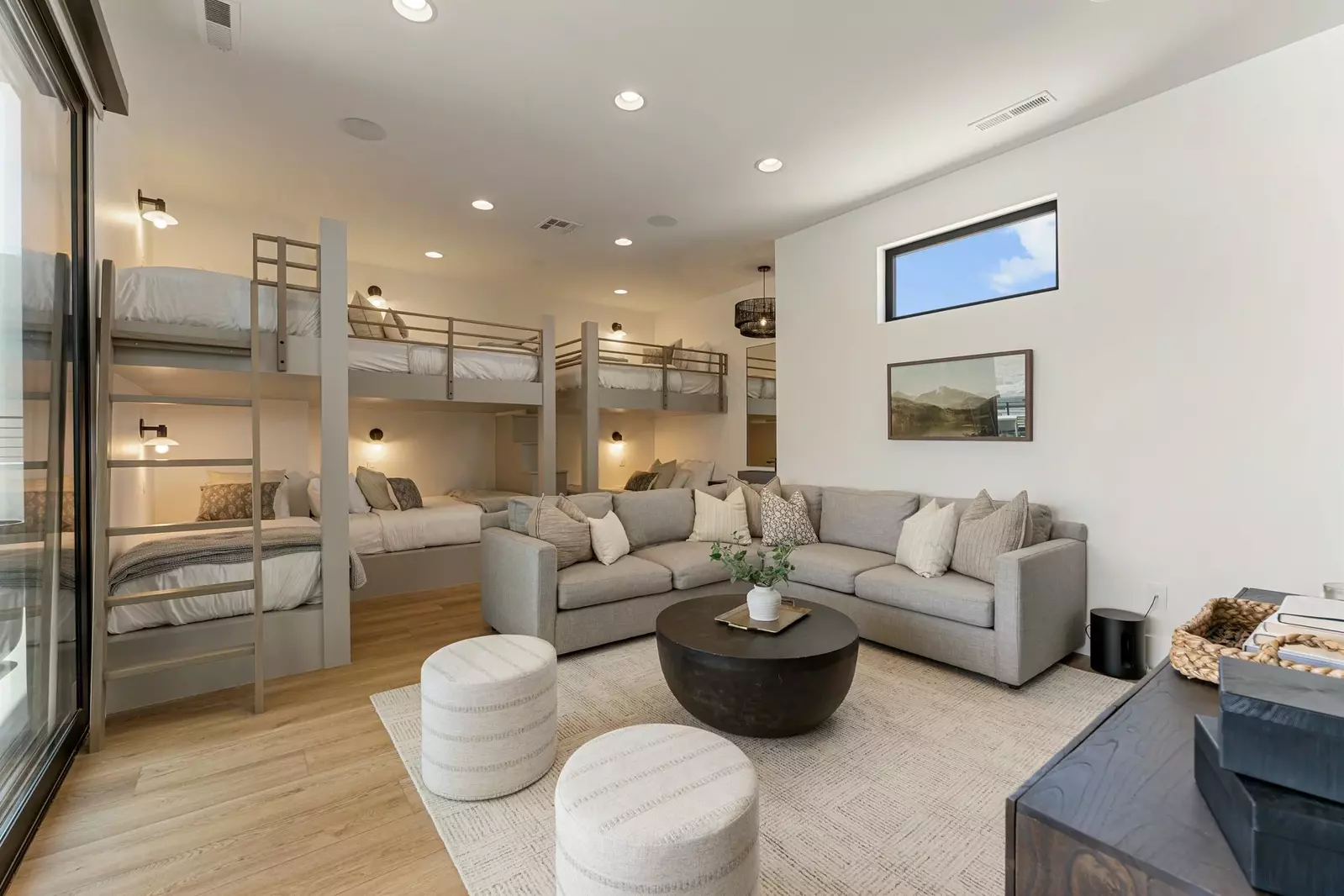 2 Queen/Queen Bunks + Twin/Twin Bunk + 3rd Family Room