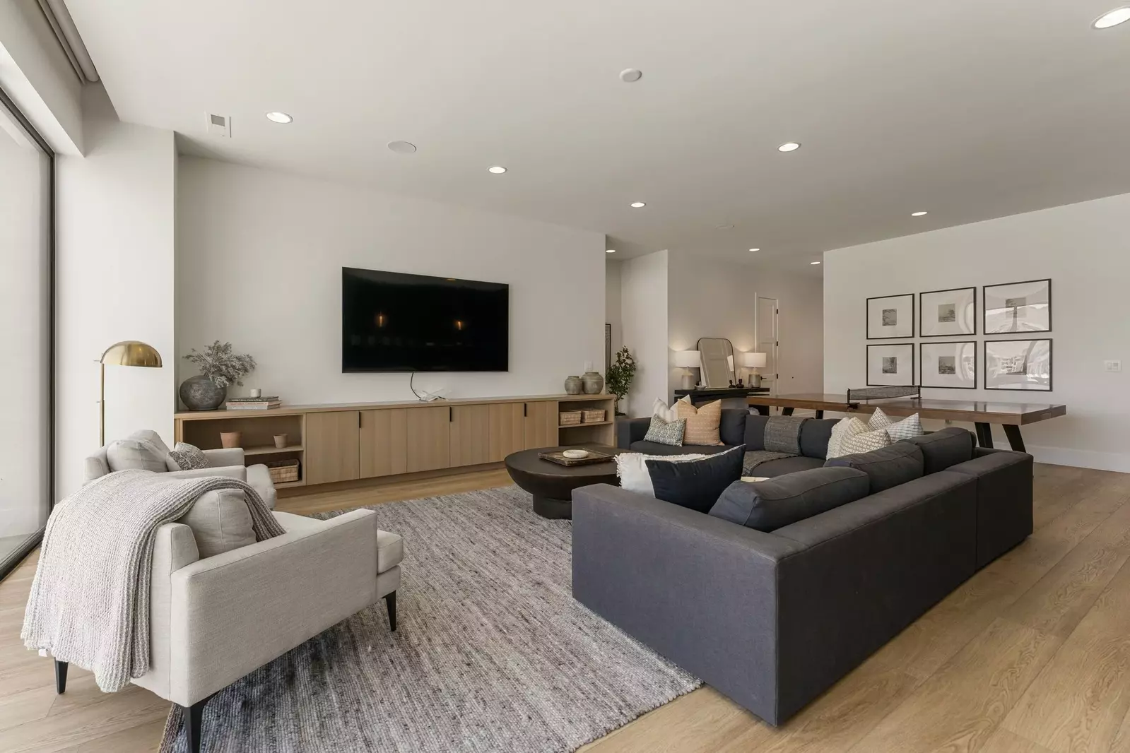2nd Family Room